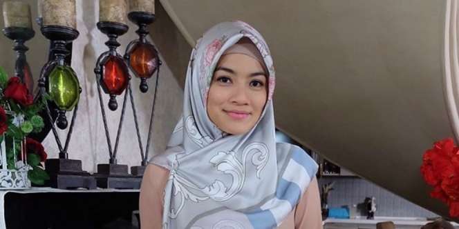 Masya Allah... Anggunnya Titi Kamal Kenakan Hijab