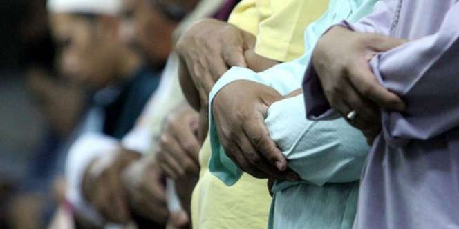 Pria yang Tidak Sholat Jumat Bakal Dipenjara 2 Tahun
