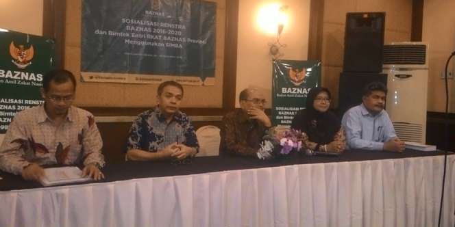 Baznas Angkat Derajat 1,45 Juta Orang Miskin Sampai 2020