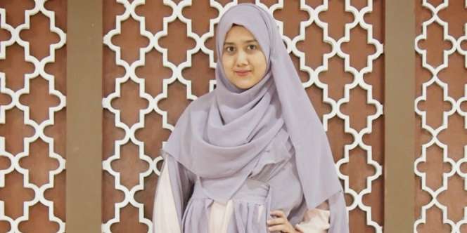 Nabilia: 'Shawl Cape' Cocok untuk Busana Syar'i