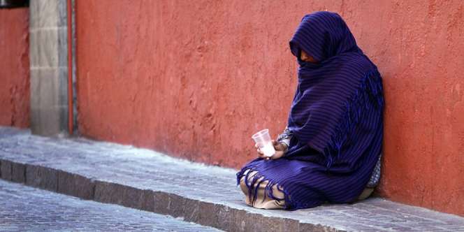 Hukum Memberi Sedekah ke Pengemis yang Pura-pura Miskin