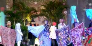 Ivan Gunawan Persembahkan `Hijab Heritage Beauty`