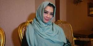 Hadiri Majelis Tausiyah, Reza Artamevia Rasakan Kepuasan Batin