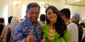 Penampilan Tukul Arwana Jadi Sorotan