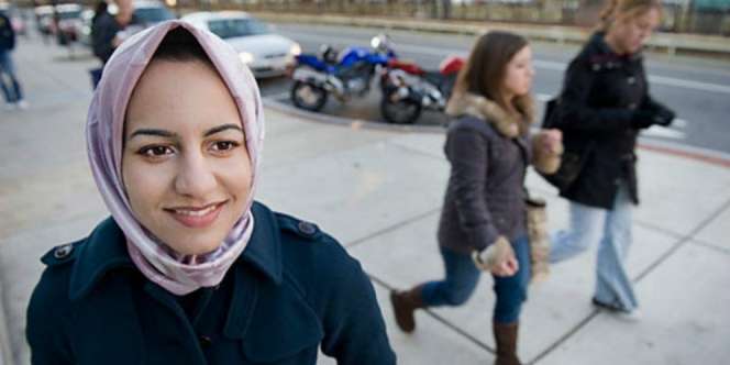 Hukum Membuka Aurat di Depan Perempuan Non Muslim
