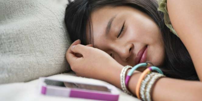 Anak Tidur Sambil Berjalan, Apa Penyebabnya?