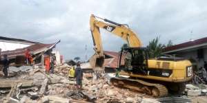 Gempa Aceh, 10 Orang Tertimbun Puing Warung Kopi Ulee Glee