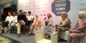 Kejutan Ria Miranda di The Forth Annual Trend Show 2017