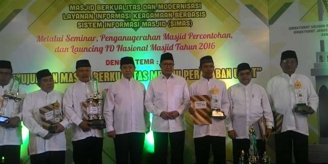 12 Masjid Agung dan Besar Percontohan `Terbaik` di Indonesia