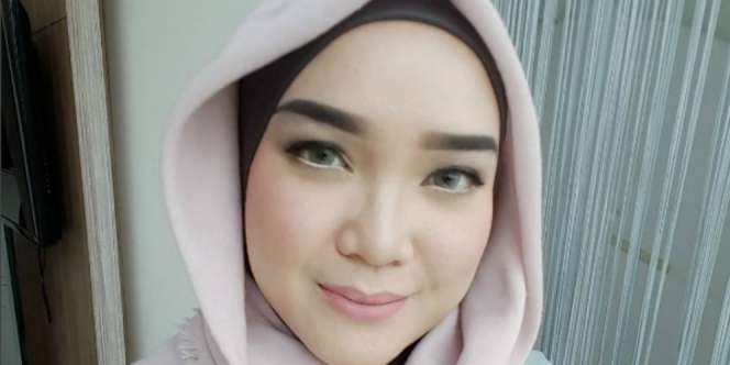 Tips Menghasilkan Riasan Hidung Agar Terlihat Lebih Mancung