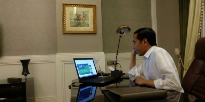Giliran Laptop Jokowi Curi Perhatian Netizen