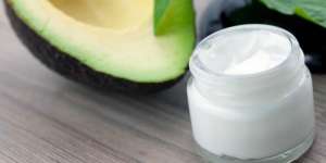 Tips Memilih Krim Malam Berdasarkan Umur