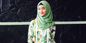 Bella Almira: Santai dan Kasual dengan 'Overall' untuk Hijaber