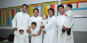 Pengalaman Seru Wali Band Renovasi 100 Mushola