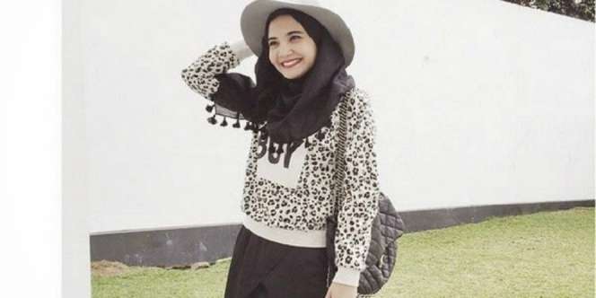 5 Rekomendasi Padu Padan Sweater untuk Hijaber