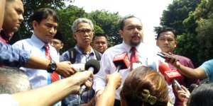 Pusingnya Buni Yani Menghadapi Jeratan Hukum