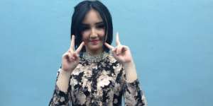 Terungkap Rahasia Kecantikan Barbie Asal Cikarang
