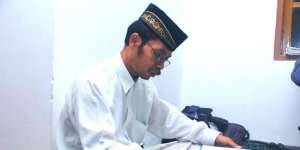 'Insinyur Tanpa Gelar, Muslim Tanpa Pamrih'