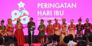 Jokowi: Gatotkaca Kalah Sama Ibu-ibu