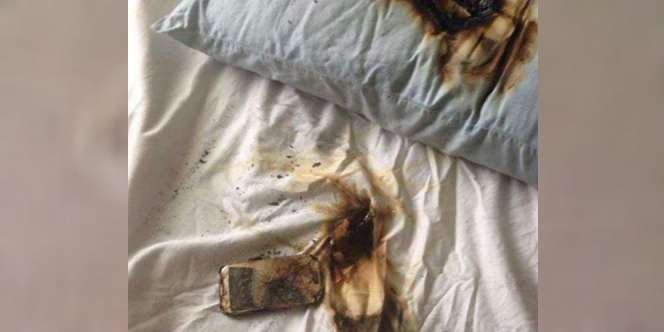 Charge Ponsel di Bawah Bantal, Astaga! Lihat yang Terjadi