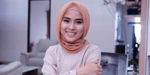 Restu Anggraini: Tips Aplikasikan 'Ombre Lips'