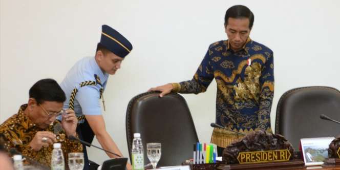 Sidang Kabinet Bahas Medsos, Jokowi Perangi Berita Hoax