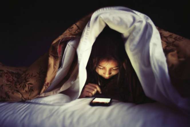 'Modal' Penting Sebelum Anak Diberikan Ponsel