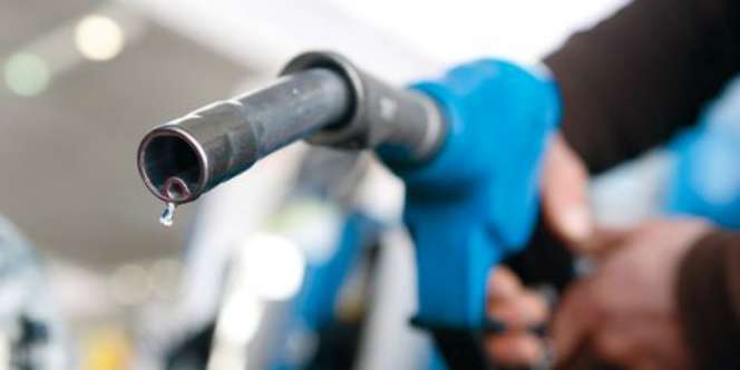 Hari Ini, Harga Pertamax Naik Rp300 per Liter