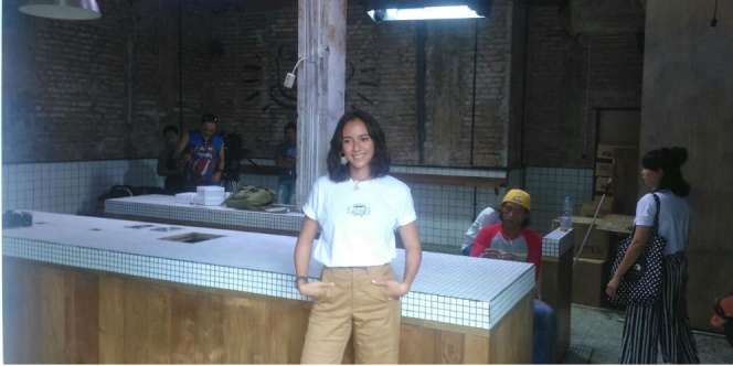 Meski Bukan Pecinta Kopi, Nadine Rela Jadi Barista