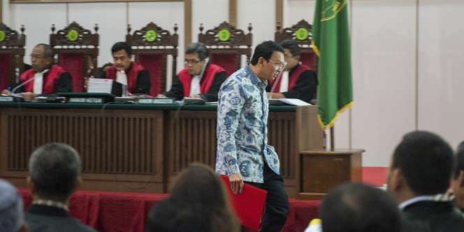 Saksi Sebut Pengacara Ahok Terlalu Serang Pribadi