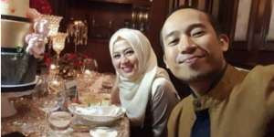 Penampakan Bayi di Foto Istri `Deny Cagur` Bikin Penasaran