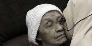 Apa Makna Berkata `Uff` kepada Orangtua?