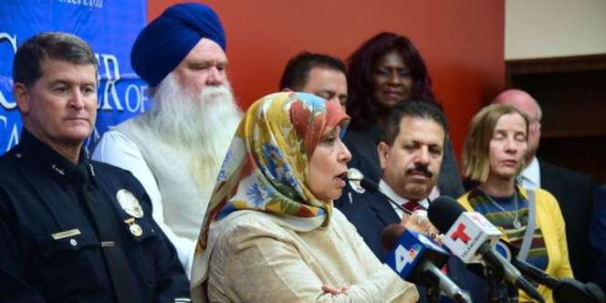 Trump Dilantik, Umat Lintas Agama AS Doa Bersama di Masjid
