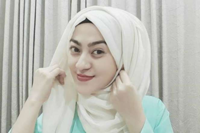 5 Rahasia Merias Wajah Agar Terlihat Natural