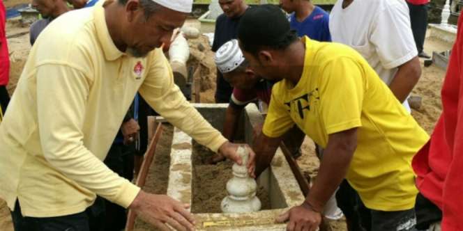 16 Tahun Dikubur, Kain Kafan Jenazah Ini Masih Bersih