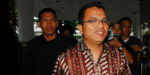 Lama Tak Terdengar, Mantan Wamen Denny Indrayana Jadi Sopir