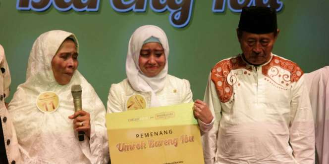 Video Inspiratif Bawa Yuliana dan Bunda Pergi Umrah
