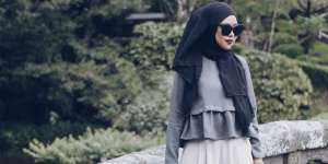 Shea Rasol: Tips Paduan Busana Netral