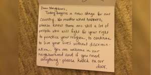 Trump Dilantik, Si Muslimah Kaget Baca Surat Misterius