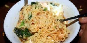 Kenapa Mie di Warkop Lebih Enak Daripada Buatan Sendiri?