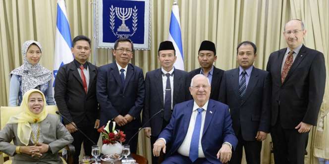 Bertemu Presiden Israel, Istibsyaroh `Disidang` MUI Usai Umrah