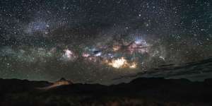 Teori 200 Tahun Mengapa Malam Gelap Akhirnya Terungkap