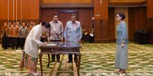 Tunjuk Irjen Wanita, Sri Mulyani Ukir Sejarah Baru Kemenkeu