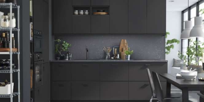 IKEA Buat Lemari dari Material Kayu dan Plastik Bekas