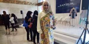 Soal Fesyen Hijab, Soraya Larasati Lebih Pilih Produk Lokal