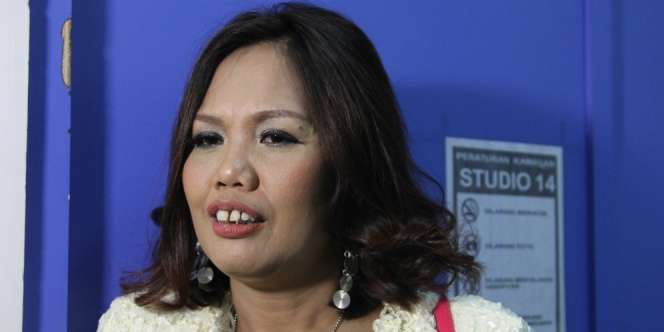 Cerita Elly Sugigi Usir Suami dari Rumah