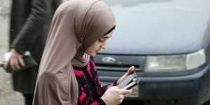 Inilah yang Bisa Dilakukan Istri Saat Kangen Suami