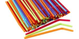 Manfaatkan Sedotan untuk Bikin Permainan Bersama Si Kecil