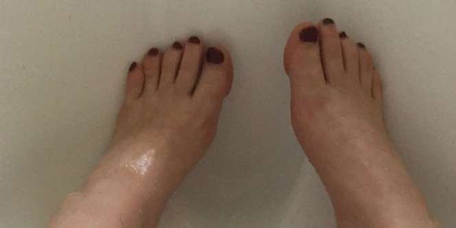 Sepasang Kaki Wanita Ini Buat Heboh Netizen, Astaga Ternyata..