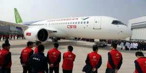 Pesawat China Penantang Airbus dan Boeing Siap Mengudara
